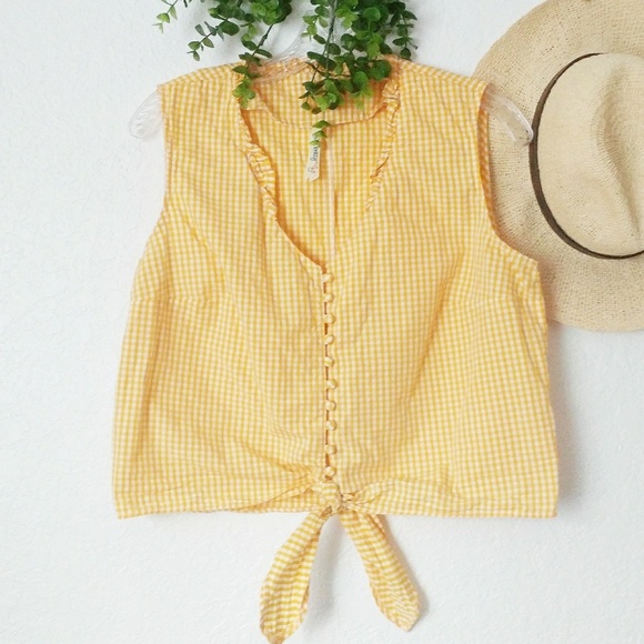 Girl Krazy Tops - Girl krazy Cropped Button Down Yellow Gingham Top